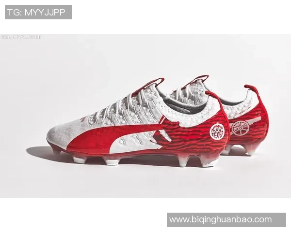 球星偏爱哪些足球鞋背后的品牌和技术特点揭秘